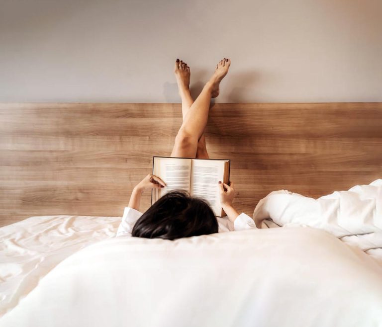 grande comfort letto donna libro leggere